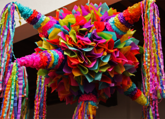 La Piñata Un Símbolo De Las Posadas
