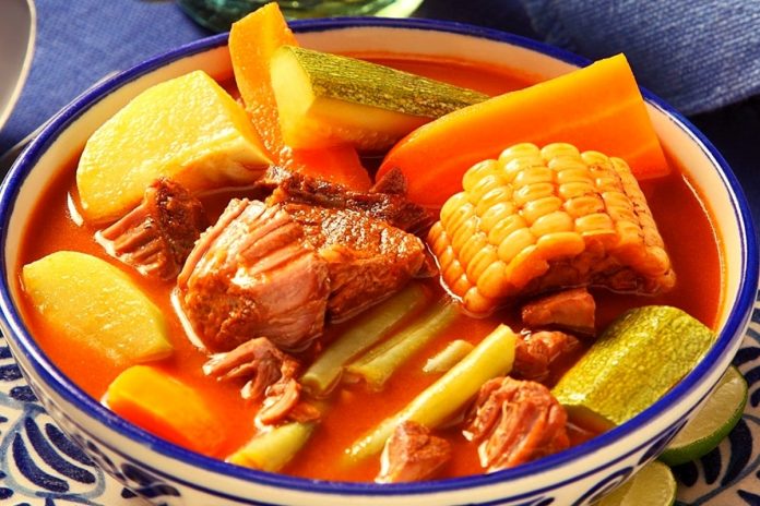 Mole-de-Olla-con-Carne-de-Res-1